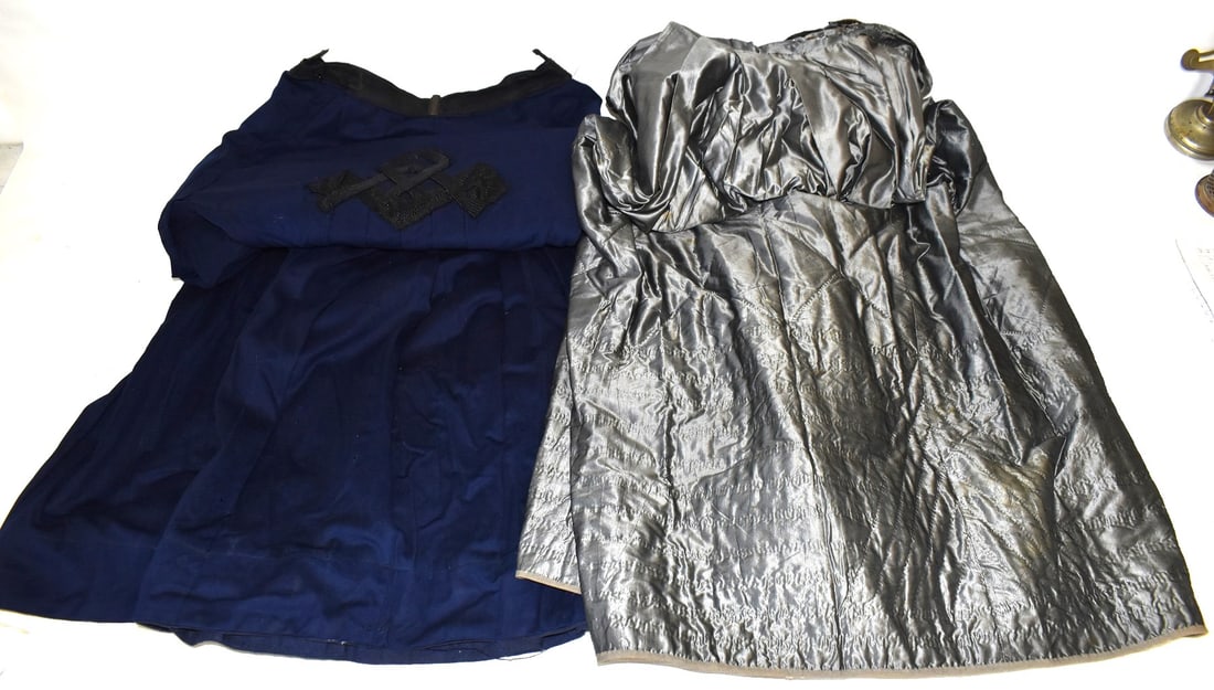 LOT (2) VICTORIAN WOMAN'S DAY SKIRTS, C. 1880/90 (1 of 17)
