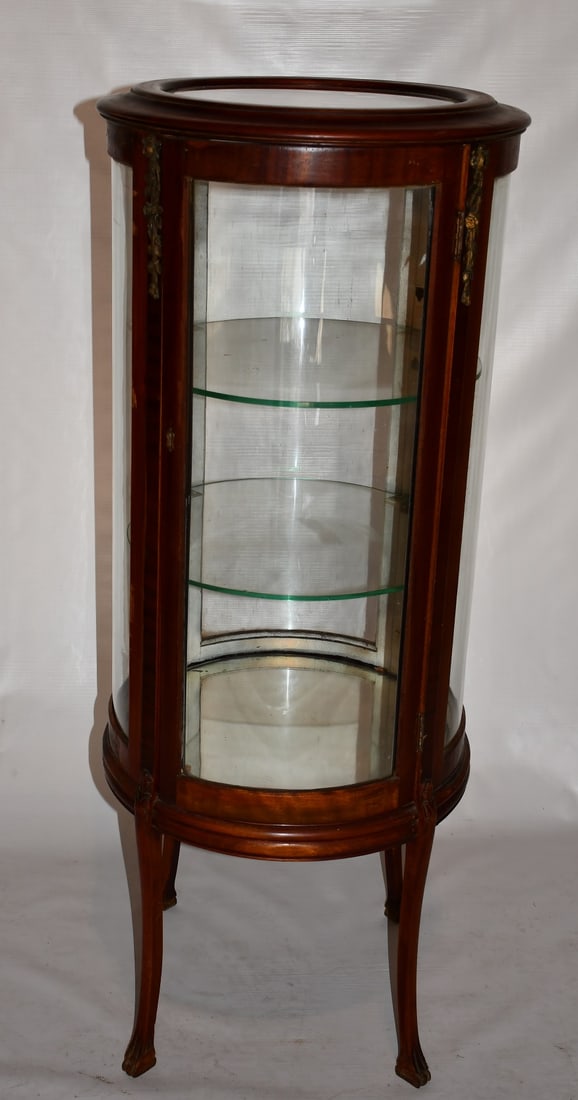 FRENCH MAHOGANY CURIO CABINET W/ORMOLU MOUNTS, C. 1910 (1 of 6)