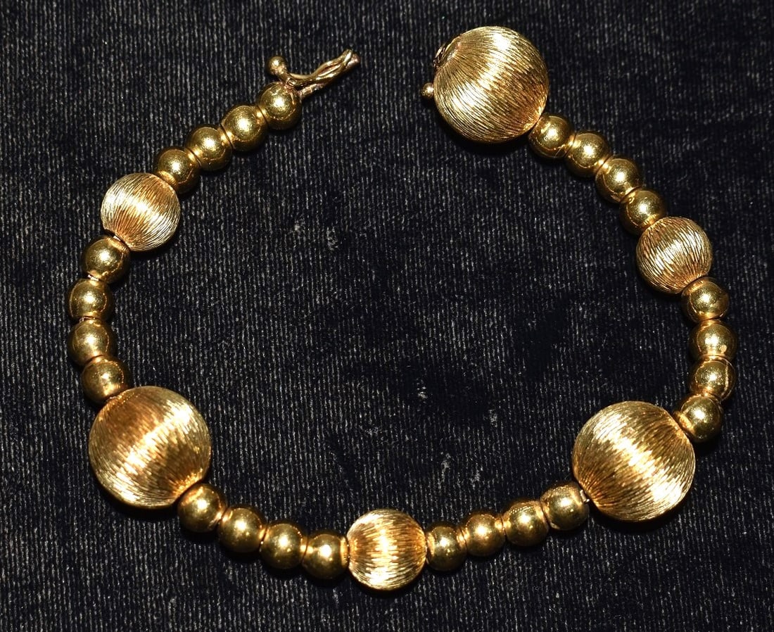 FINE TIFFANY & CO. 18KT YELLOW GOLD BEADED BRACELET (1 of 4)