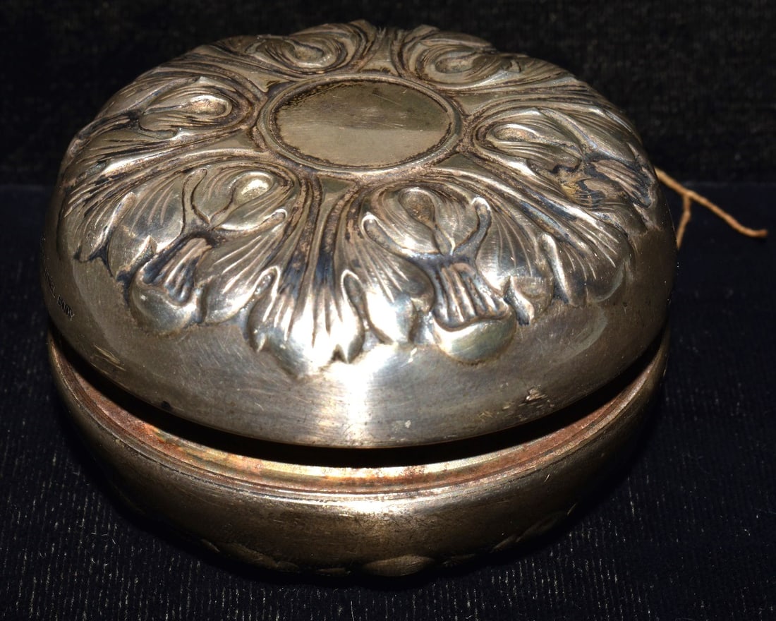 GORHAM STERLING REPOUSSE' YO YO 20TH C. - 2