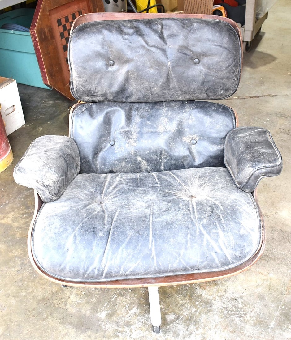 HERMAN MILLER ROSEWOOD LOUNGE CHAIR, C. 1950'S (1 of 11)