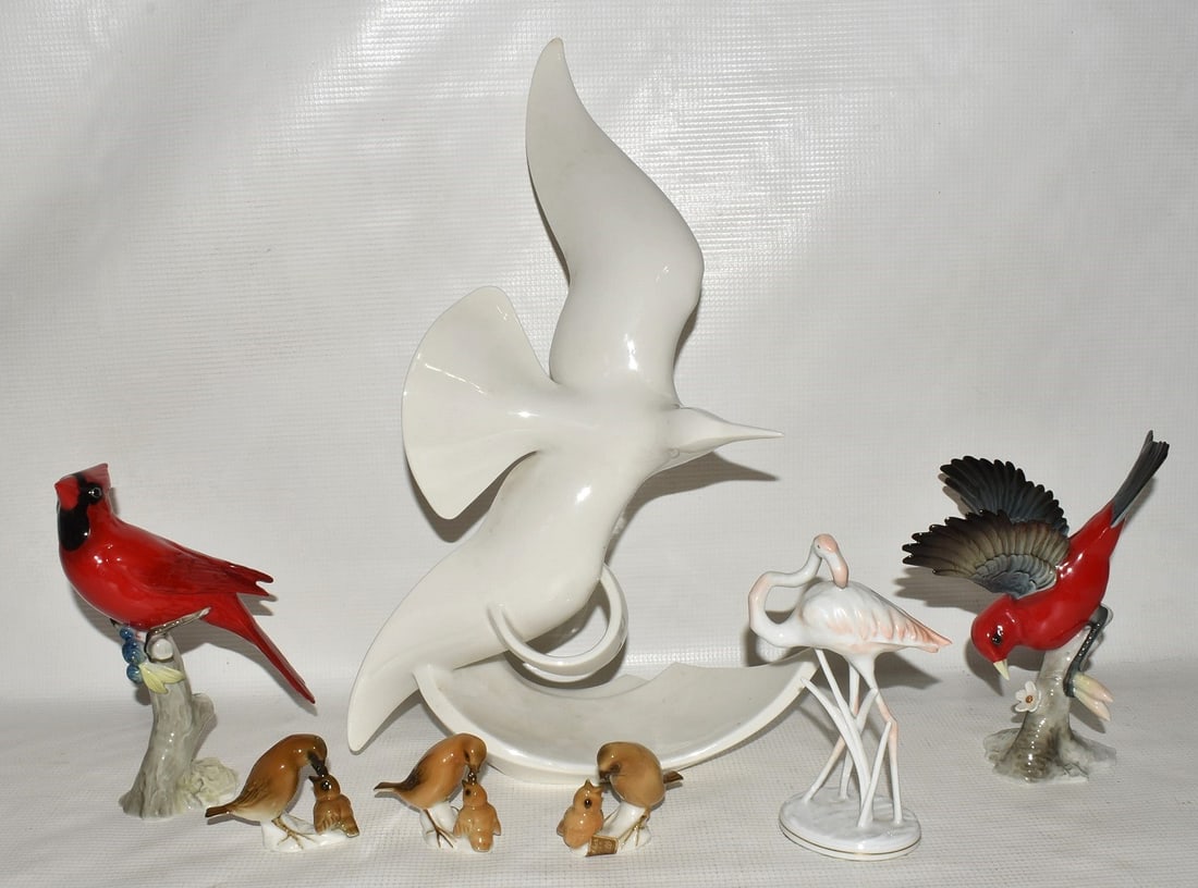 LOT (7) PORCELAIN BIRDS; TALLEST 14 3/4": LOT (7) PORCELAIN BIRDS; TALLEST 14 3/4"