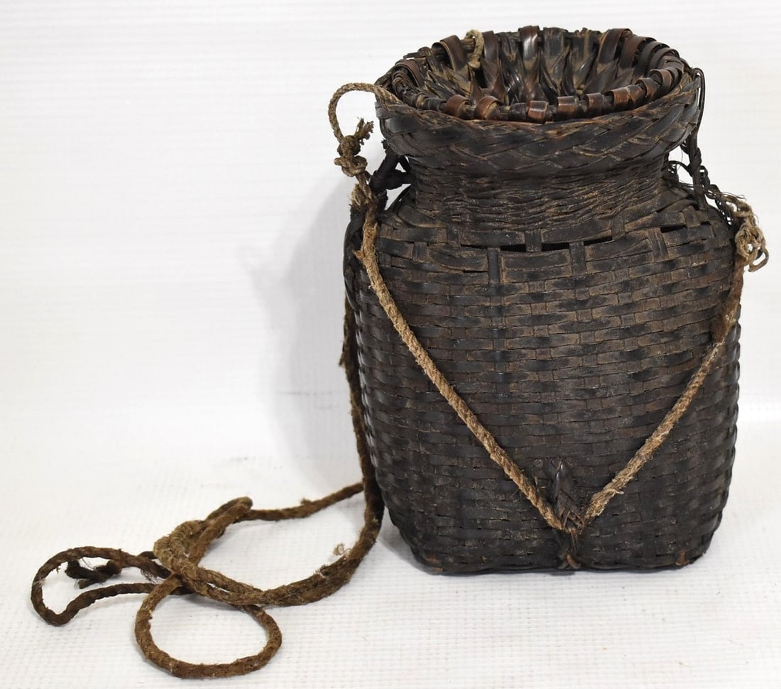 JAPANESE MEIJI PERIOD ICIBANYA BASKET (CRICKET) 19TH C. (1 of 8)
