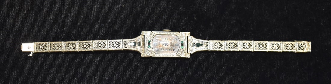 ART DECO BRUNVIL WATCH CO 18KT WG/DIAMOND LADIES WATCH: ART DECO BRUNVIL WATCH CO. 18KT WHITE GOLD/DIAMOND LADIES WRISTWATCH W/FILIGREE BAND/SWISS MOVEMENT (WORKING) C. 1920, W. 11.7 DWT, L. 6 1/2"