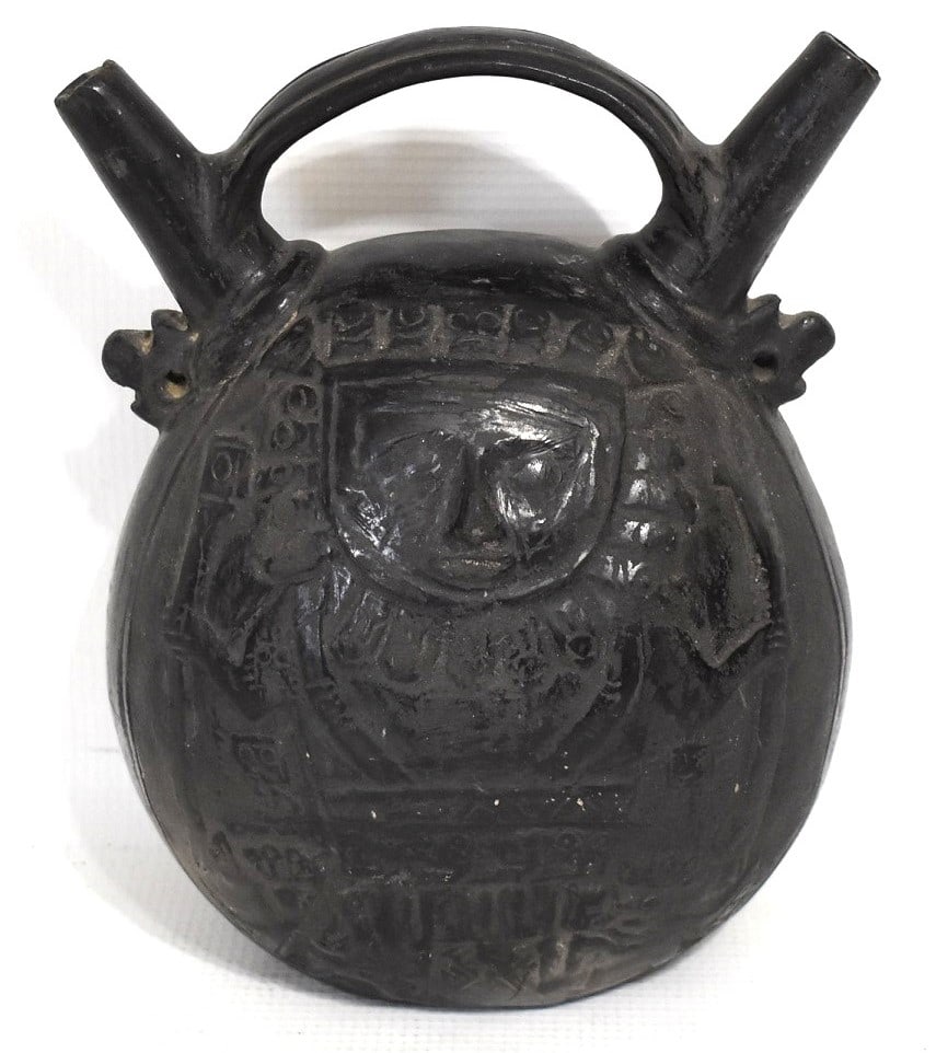 MEZZO-AMERICAN CARVED BLACK WARE WEDDING VASE, 19TH C. (1 of 8)