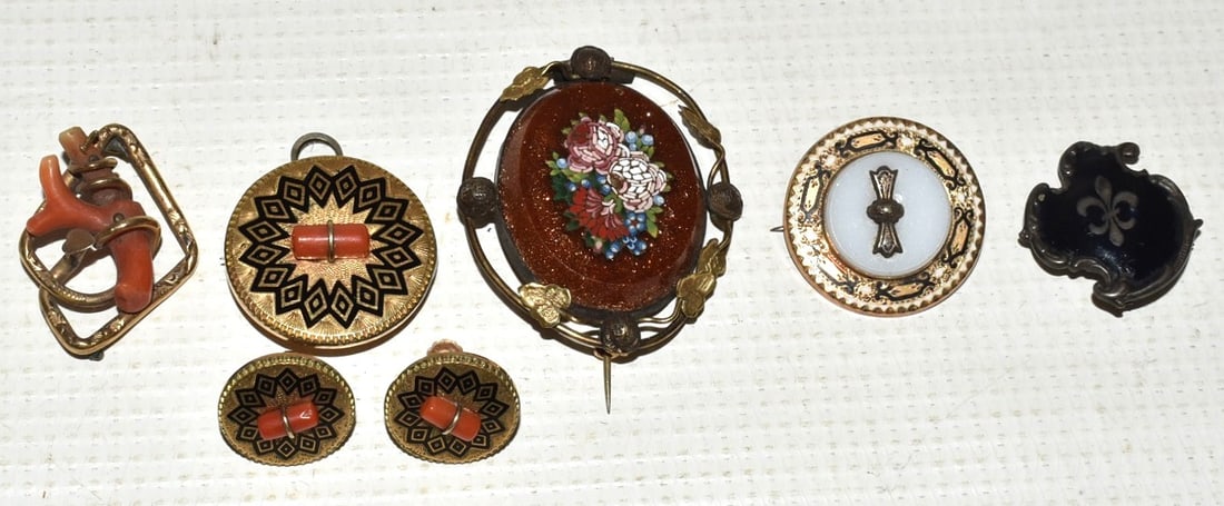 7 VICT. MOURNING JEWELRY INCL. RED BRANCH CORAL/MOSAIC+ (1 of 5)