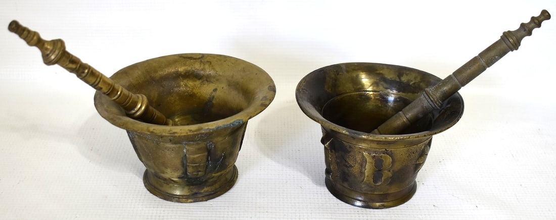 LOT (2) ENGLISH BRONZE MORTOR/PESTAL, 19TH C. (1 of 10)