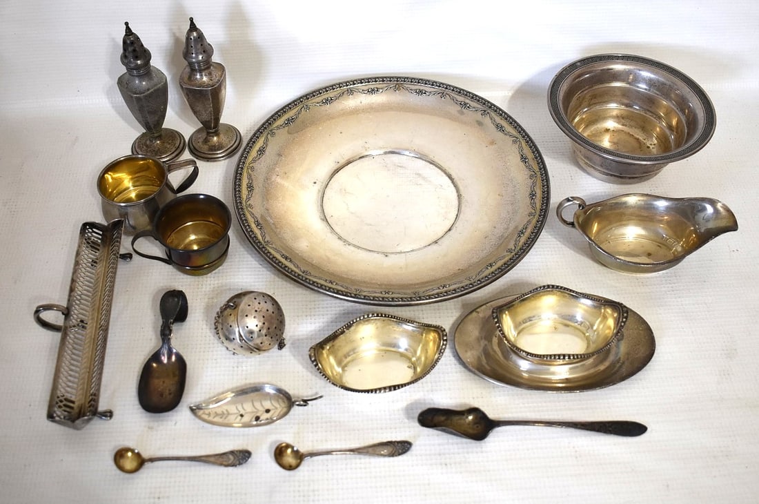 LOT ASSORTED STERLING INCLUDES TEA BALL, COMPOTES, ETC. (1 of 14)