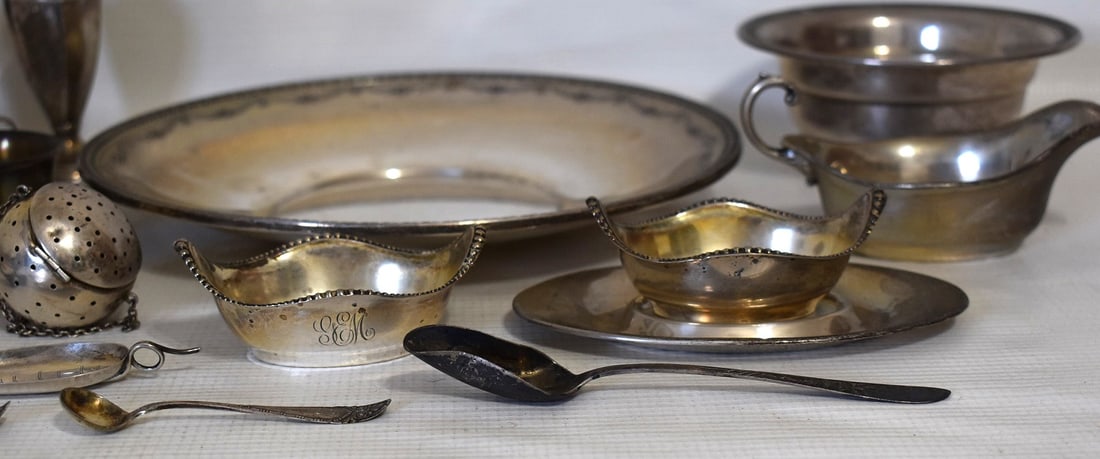 LOT ASSORTED STERLING INCLUDES TEA BALL, COMPOTES, ETC. - 3