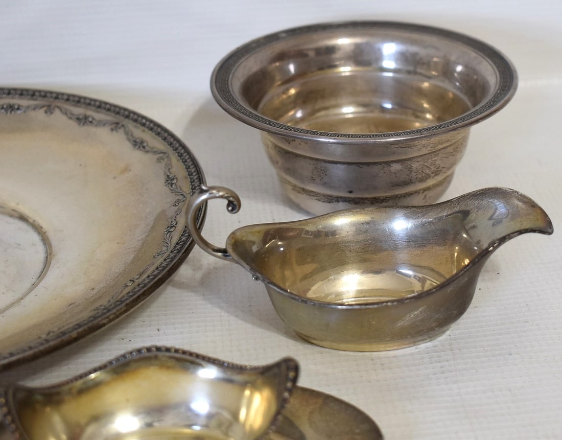 LOT ASSORTED STERLING INCLUDES TEA BALL, COMPOTES, ETC. - 6