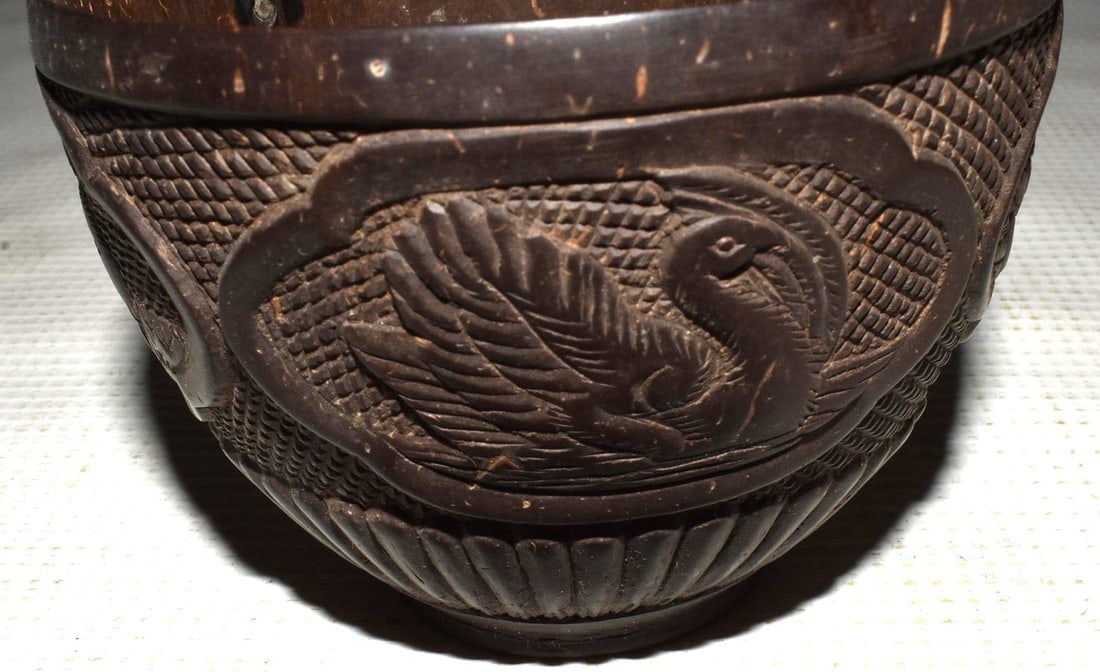 SET CARVED COCONUT SHELL TEA SET. 19/20TH C. - 11