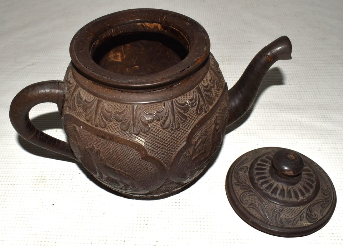 SET CARVED COCONUT SHELL TEA SET. 19/20TH C. - 4