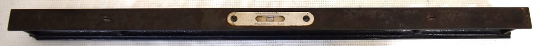 WILLIAMSBURG CAST IRON FANCY CARPENTER'S LEVEL (1 of 6)