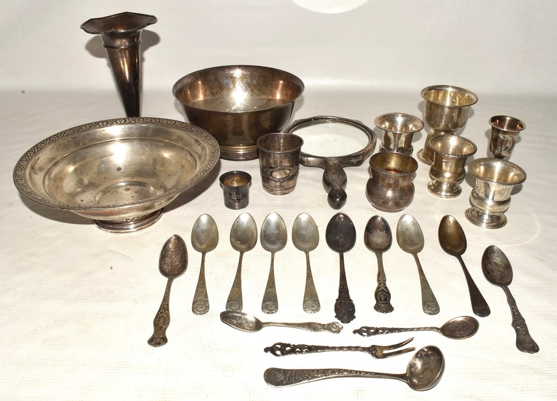 LOT ASSORTED WEIGHTED STERLING, 20TH C., W. 70.2 OZ. (1 of 10)