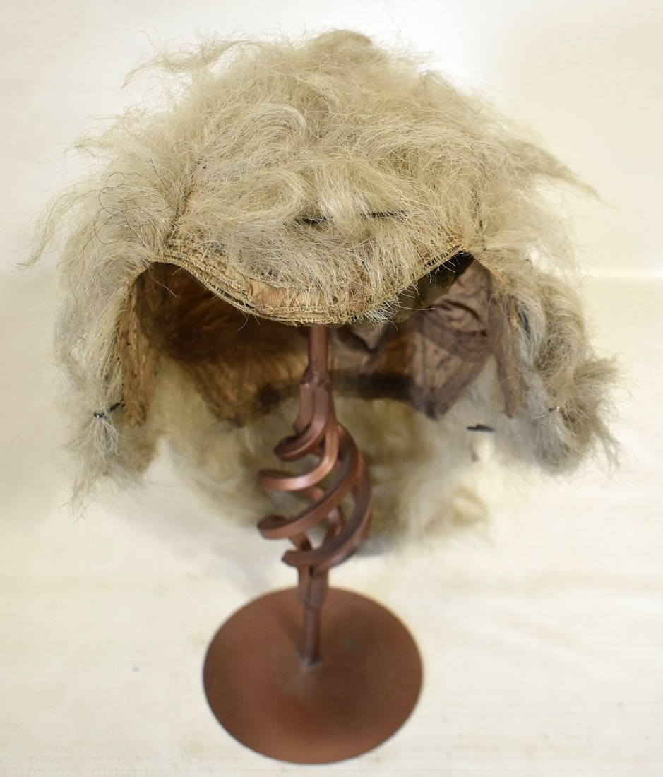 CHARLES MEYER WIG MAKER (REAL HAIR WASHINGTON STYLE)WIG: RARE CHARLES MEYER WIG MAKER 123 4TH AVE. NEW YORK (REAL HAIR, WASHINGTON STYLE) WIG, 18/19TH C.