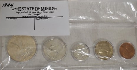 LOT ASSORTED U.S. MINT SETS - 2