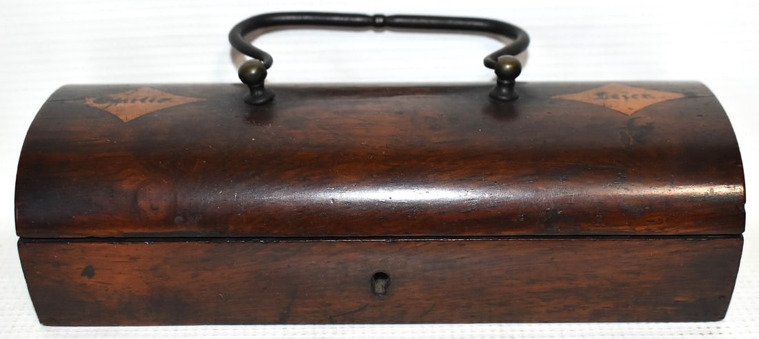 PENNSYLVANIA DUTCH/GERMAN YELLOW PINE/WALNUT PEN BOX (1 of 7)