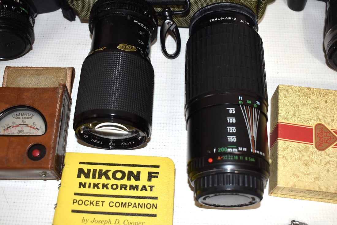 LOT ASSORTED CAMERA EQUIPMENT - 5