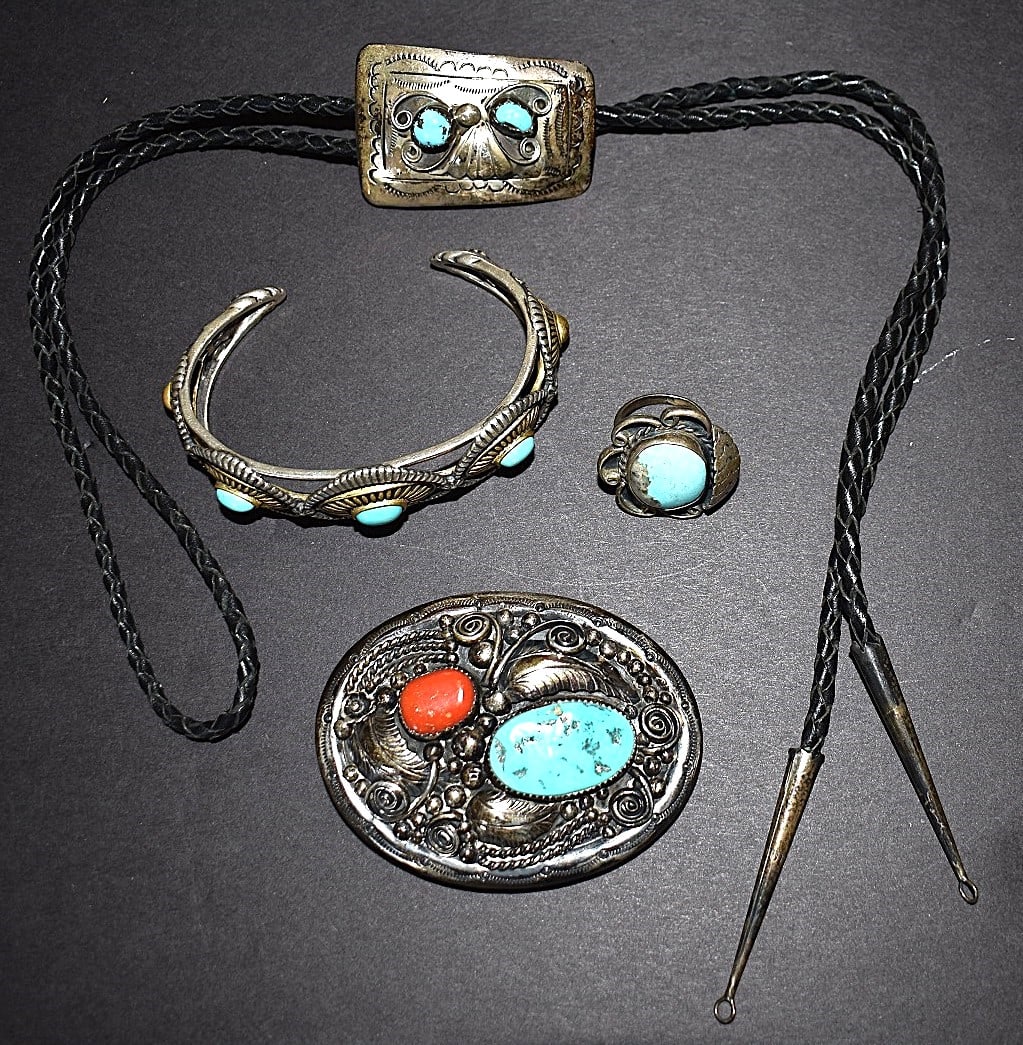 ASST VINT. STERLING BUCKLE/BRACELET/RING/BOLO, W. 5.4: LOT ASSORTED VINTAGE STERLING BELT BUCKLE, BRACELET, RING, BOLO, 20TH C., W. 5.4 OZ.