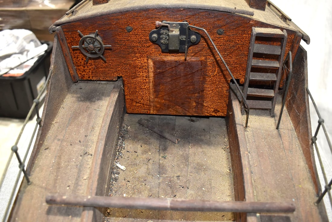 REMOTE CONTROL SHIP MODEL, C. 1910/20, L. 48" - 7
