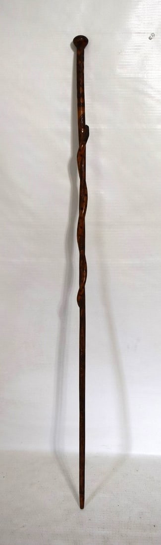 EARLY FOLK ART CARVED SNAKE CANE, 19TH C., L. 36": EARLY FOLK ART CARVED SNAKE CANE, 19TH C., L. 36"