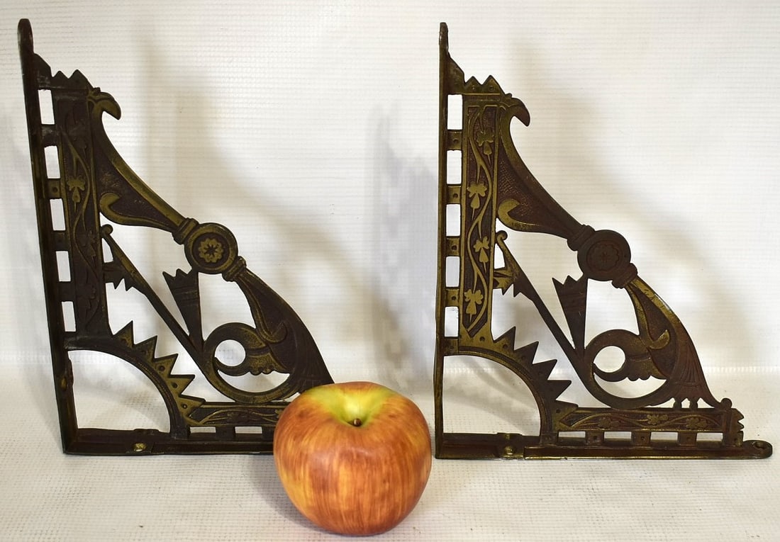 PAIR VICTORIAN BRASS SHELF BRACKETS, 19TH C. - 2