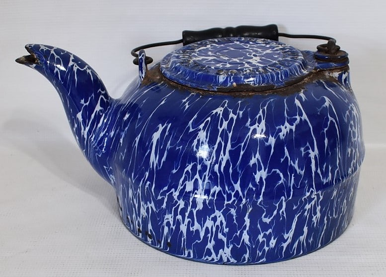 VICTORIAN BLUE ENAMELED WATER KETTLE, 19TH C. (1 of 7)