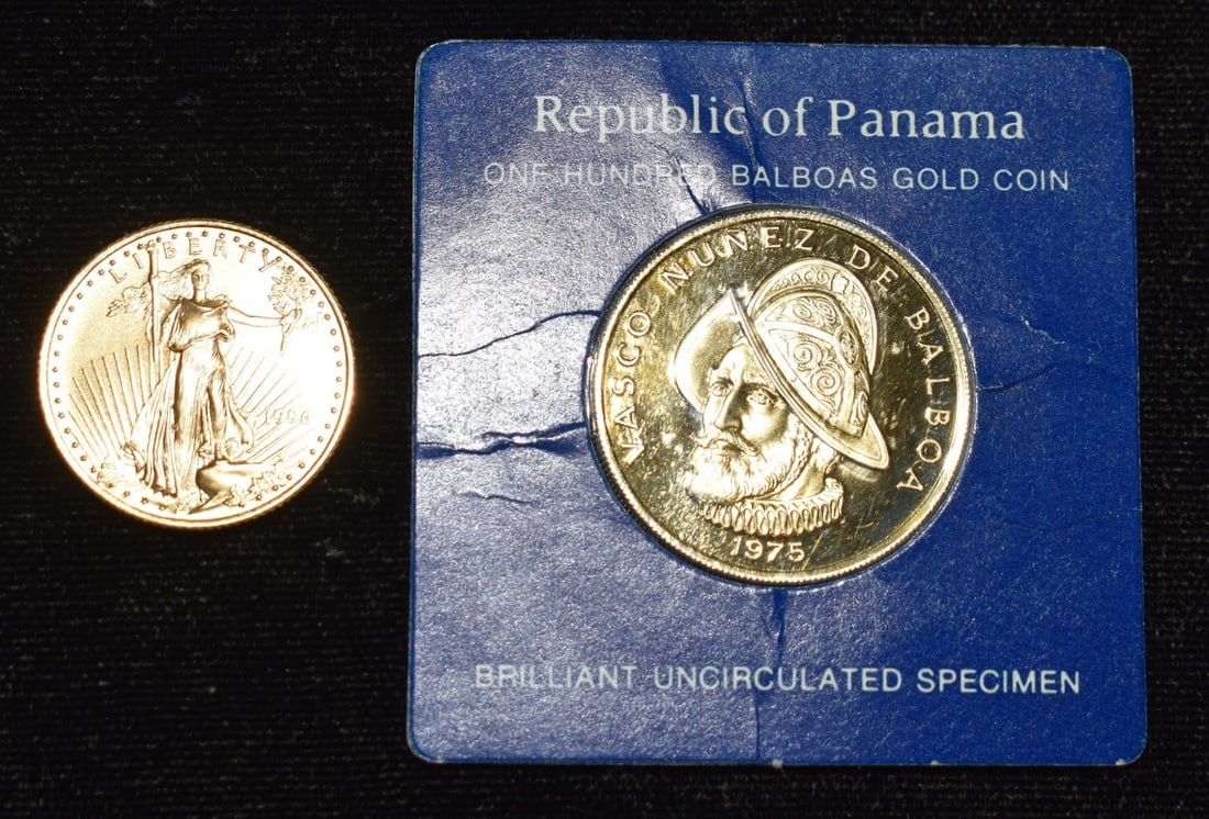 LOT (2) INCLUDING 1/4 OZ GOLD EAGLE, PANAMA 100 BALBOAS: LOT (2) INCLUDING 1/4 OZ GOLD EAGLE, PANAMA 100 BALBOAS