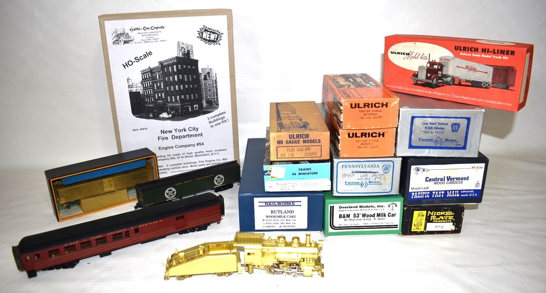 LOT ASSORTED H.O. SCALE BRASS TRAINS, C. 1940/50 (1 of 10)