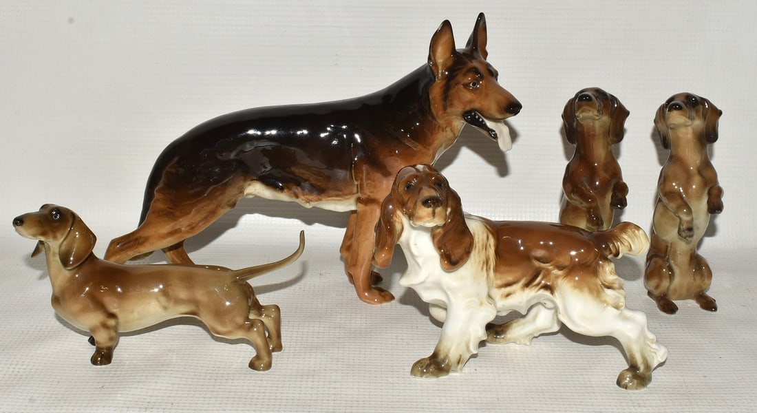 LOT (5) HUTSCHENREUTHER DOGS; TALLEST 6 1/2" (1 of 8)