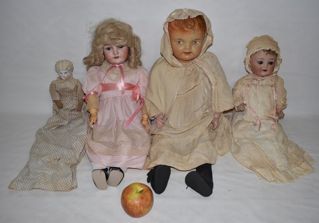 LOT (4) ASSORTED BISQUE DOLLS, 19/20TH C. (1 of 6)