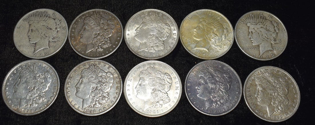 LOT(10) U.S. SILVER MORGAN/PEACE DOLLARS MXDDATES (1 of 2)