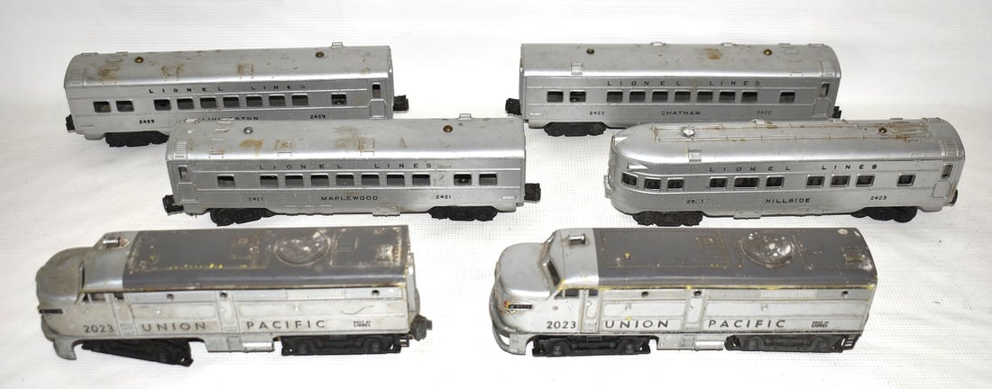 LOT (6) ASSORTED LIONEL TRAINS, C. 1950 (1 of 11)