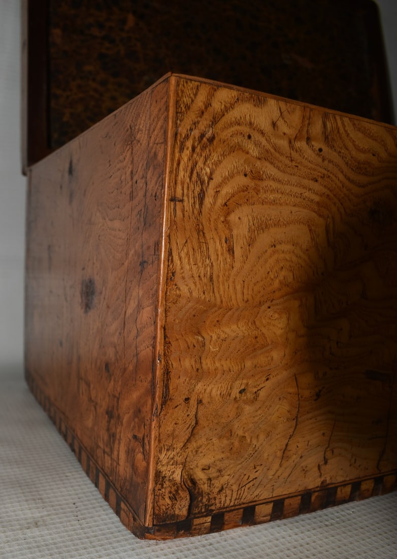 REGENCY OYSTER BURL WALNUT DOCUMENT BOX, 18TH C. - 4