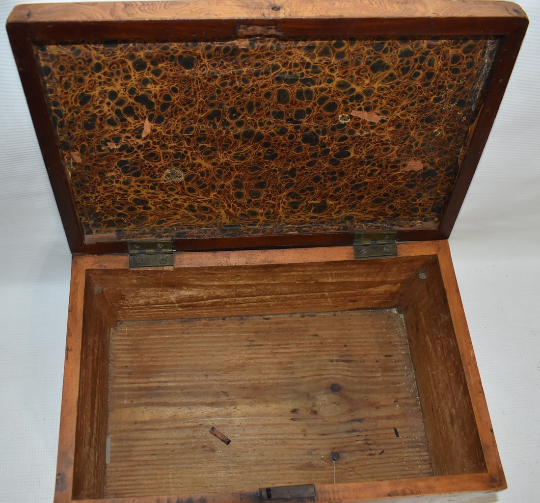 REGENCY OYSTER BURL WALNUT DOCUMENT BOX, 18TH C. - 6