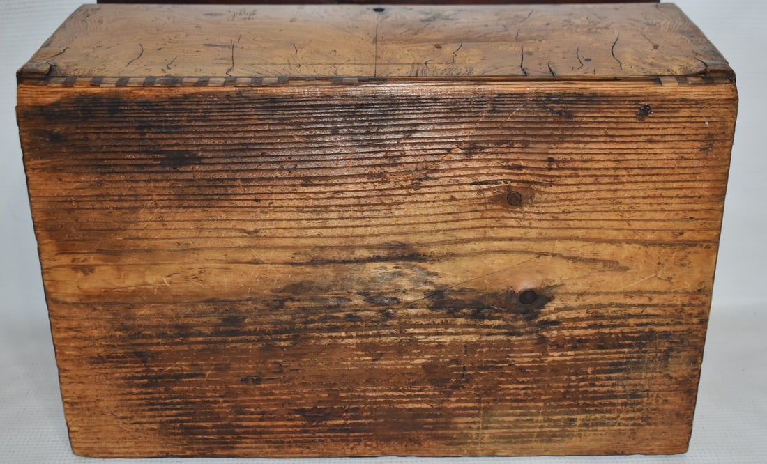 REGENCY OYSTER BURL WALNUT DOCUMENT BOX, 18TH C. - 9