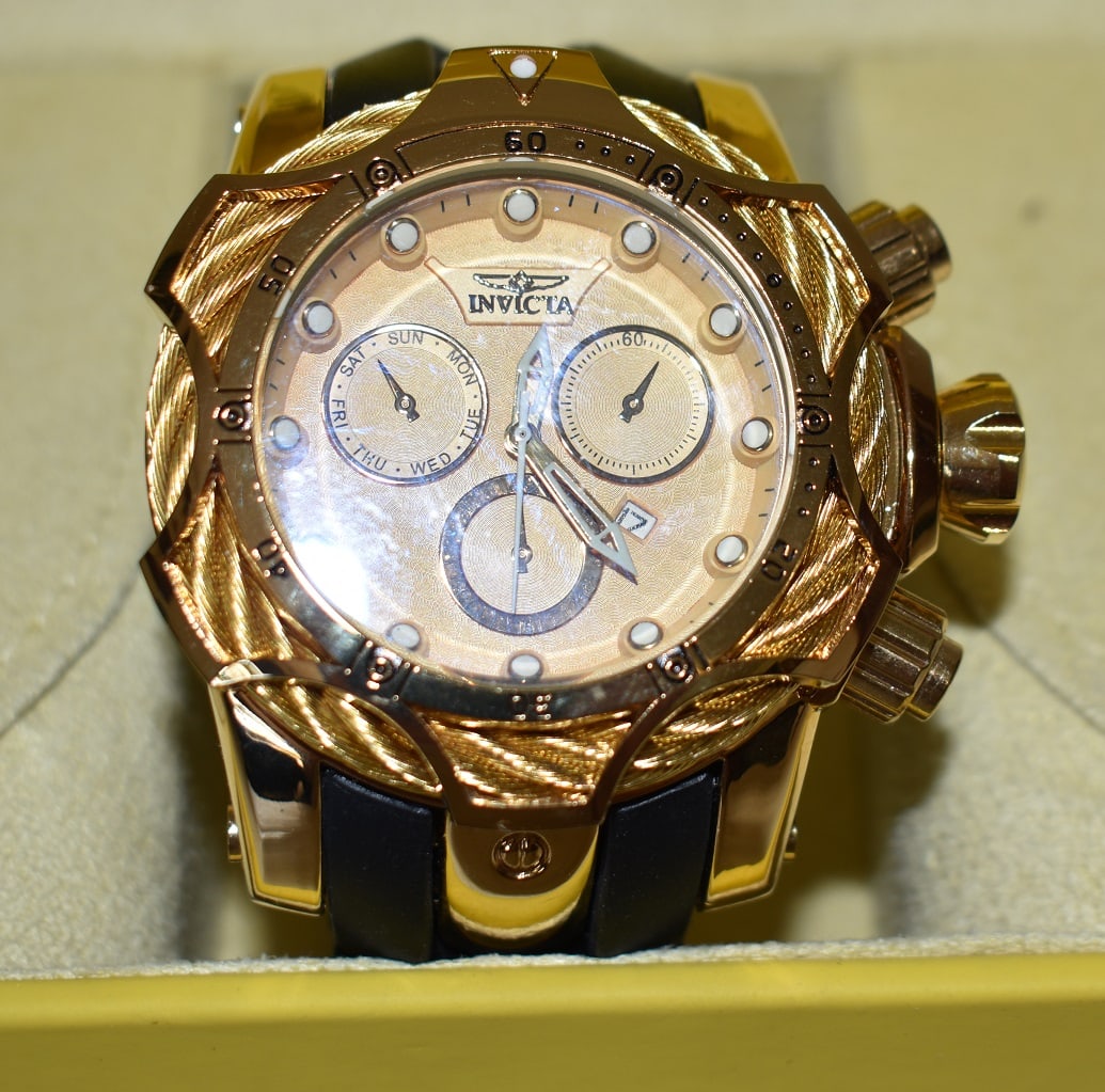 INVICTA WRISTWATCH W/ORIG. BOX & PAPERWORK: INVICTA WRISTWATCH W/ORIG. BOX & PAPERWORK