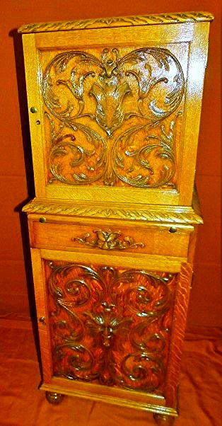R.J.HORNER CARVED OAK DRY/MIXING BAR 19TH C. (1 of 3)