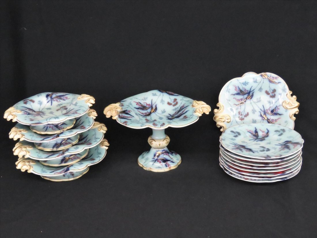 LOT (14) ENGLISH IRONSTONE ALBA PATTERN DINNERWARE C.18: LOT (14) ENGLISH IRONSTONE PALE GREEN ALBA PATTERN DINNERWARE C.1840 D.9" , 10" , 12 1/4"