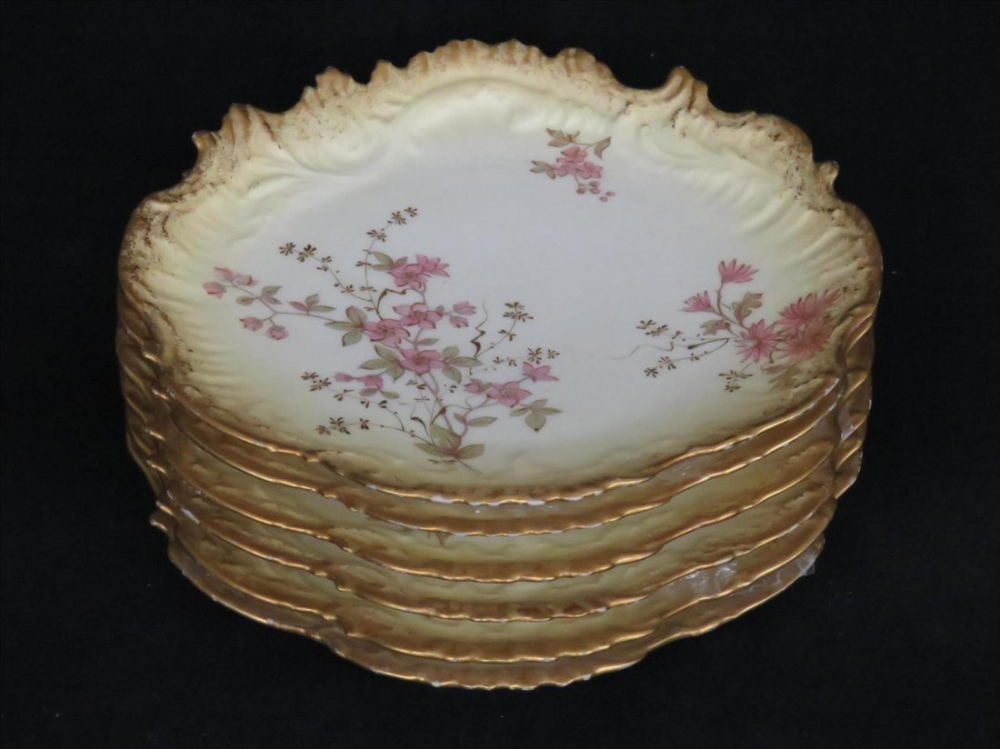 LOT (6) LIMOGES DECORATED SHOW PLATES (1 of 4)