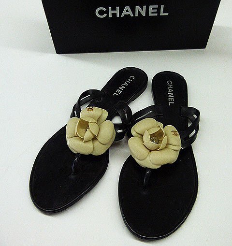 chanel flip flops price