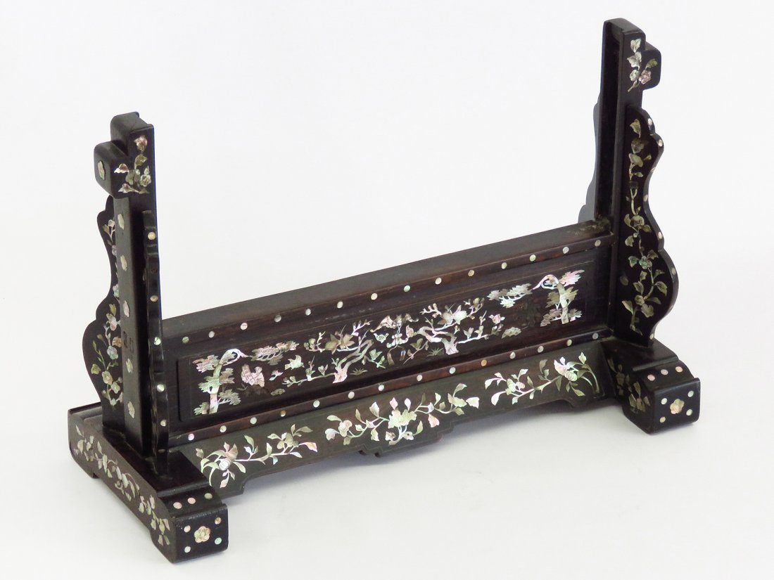 CHINESE CARVED SHELL INLAID TABLE SCREEN STAND 19TH C. (1 of 6)
