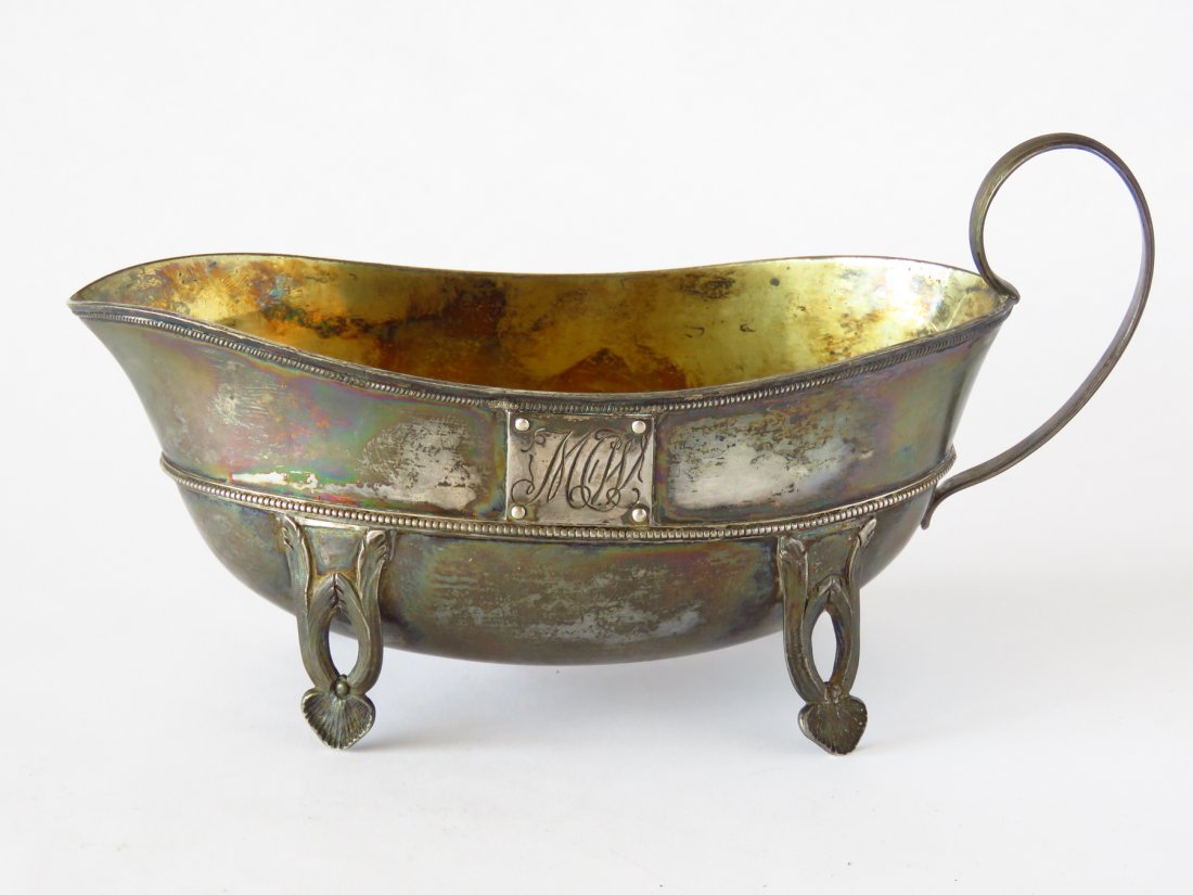 IRISH STERLING SAUCE BOAT 18TH C.: L. 7 1/2" WEIGHT 9 OZ.