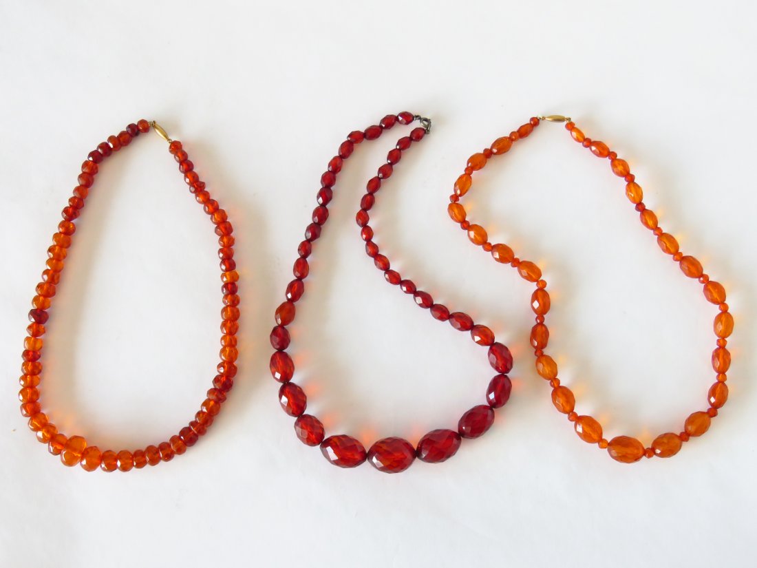 (3) CHINESE BALTIC AMBER NECKLACES 19/20TH C. (1 of 3)