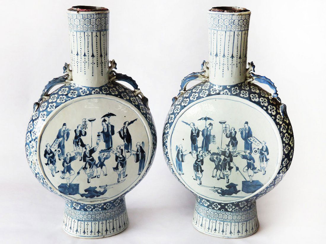 PR. LARGE CHINESE MOON FLASKS EARLY 19TH C. (1 of 9)