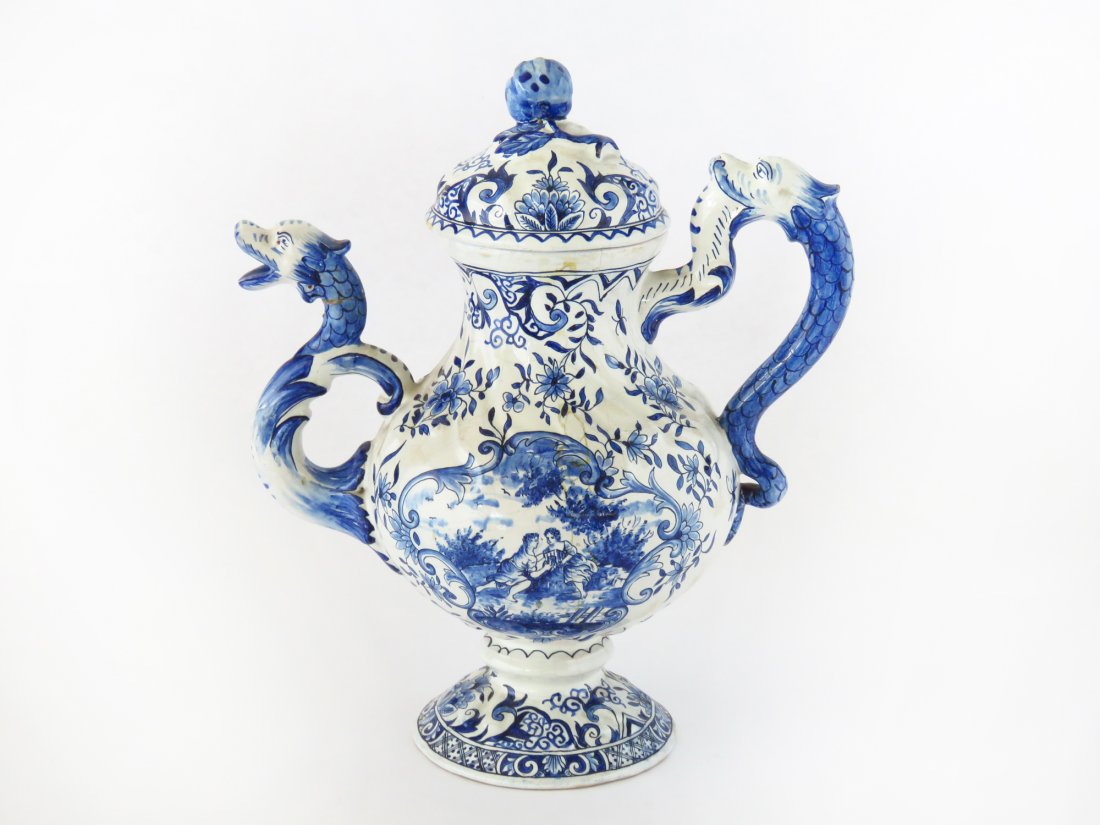 DELFT BLUE/WHITE SOFT PASTE PORCELAIN/FAIENCE POTTERY (1 of 7)