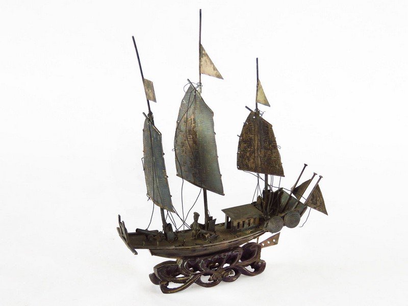 CHINESE SILVER "JUNK" BOAT ON STAND SIGNED 19/20TH C. (1 of 4)