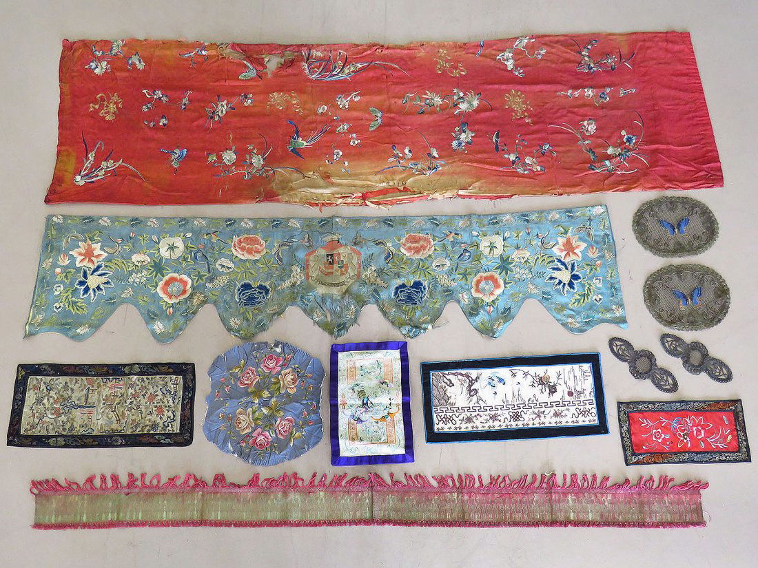LOT ASSORTED JAPANESE/CHINESE SILK PANELS 19/20TH C. (1 of 10)