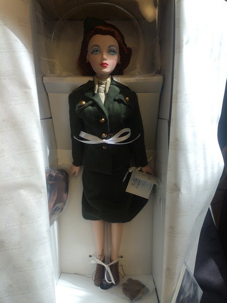 The Ashton-Drake Galleries Gene Collection "Uso" Doll (1 of 2)