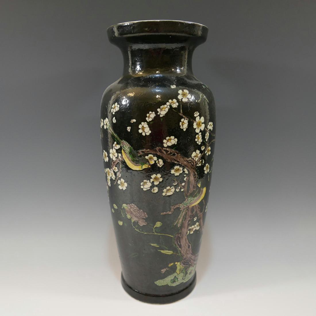 CHINESE ANTIQUE FAMILLE NOIR VASE 18TH CENTURY (1 of 9)